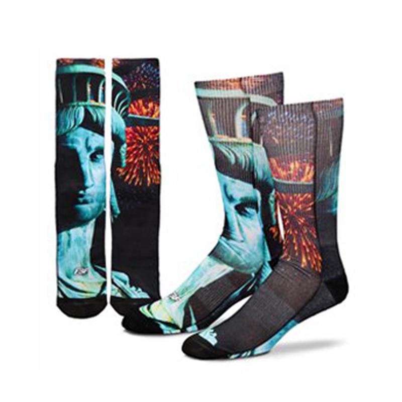Flat digitaltrykk polyester midt-legg sokker for menn